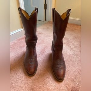 EUC vintage Frye cowboy boots!